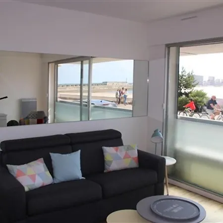 2 Pieces Renove Vue Mer, Proche Centre - Fr-1-331-84 Apartament