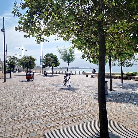 Apartamento 2 Pieces Renove Vue Mer, Proche Centre - Fr-1-331-84 *